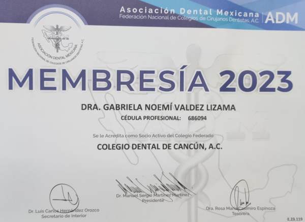 dentistas certificados en cancun
